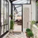 Paris Green House Residence